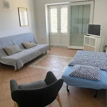 Apartment Apartments By The Sea Dramalj, Crikvenica - 5596 *